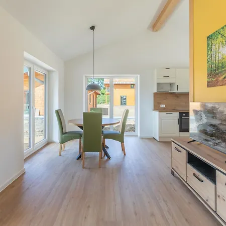 Huus Plueschmors * Kating